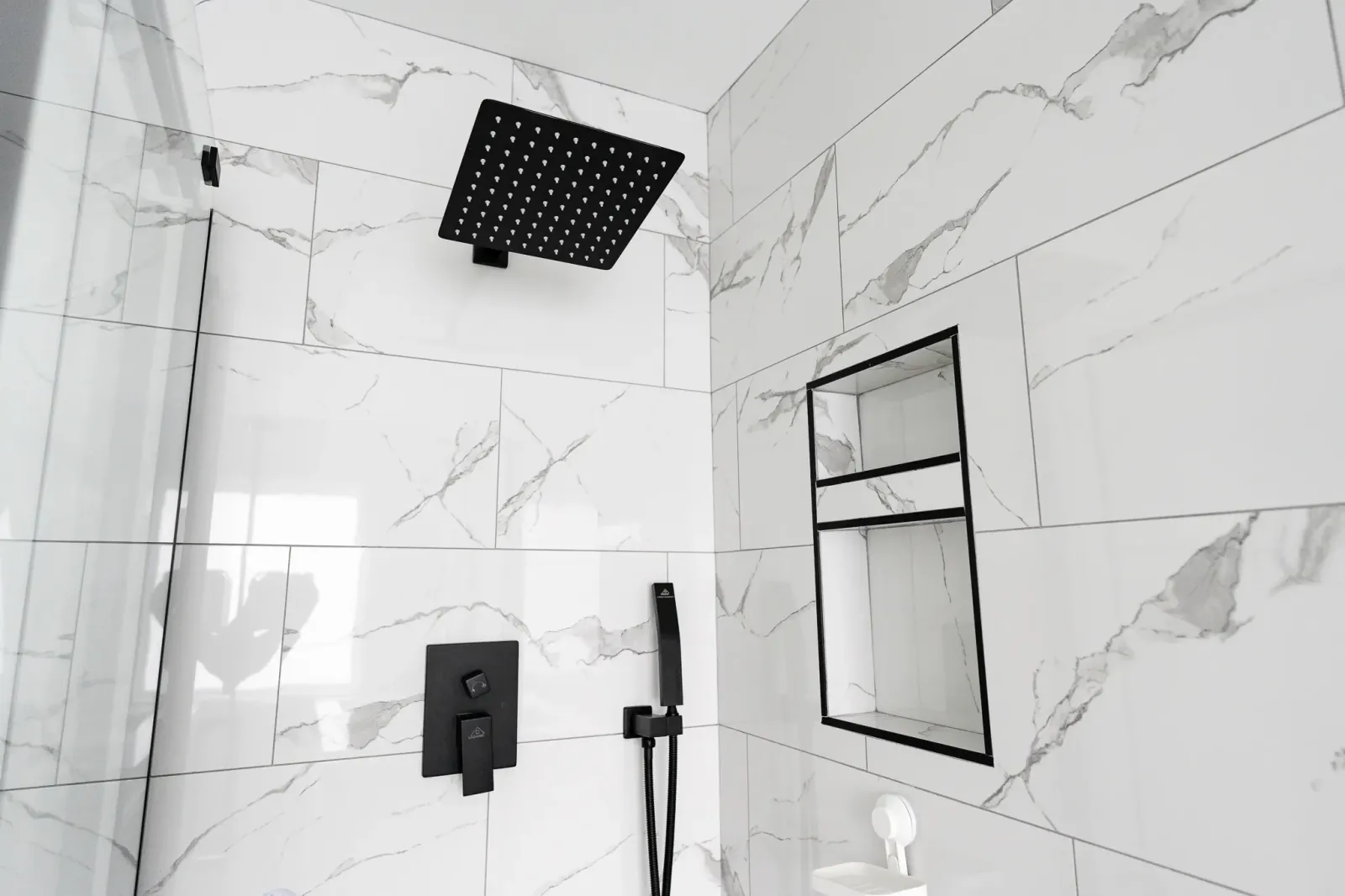 The Art of Professional Tiling in Bathroom Renovations: Calgary Style