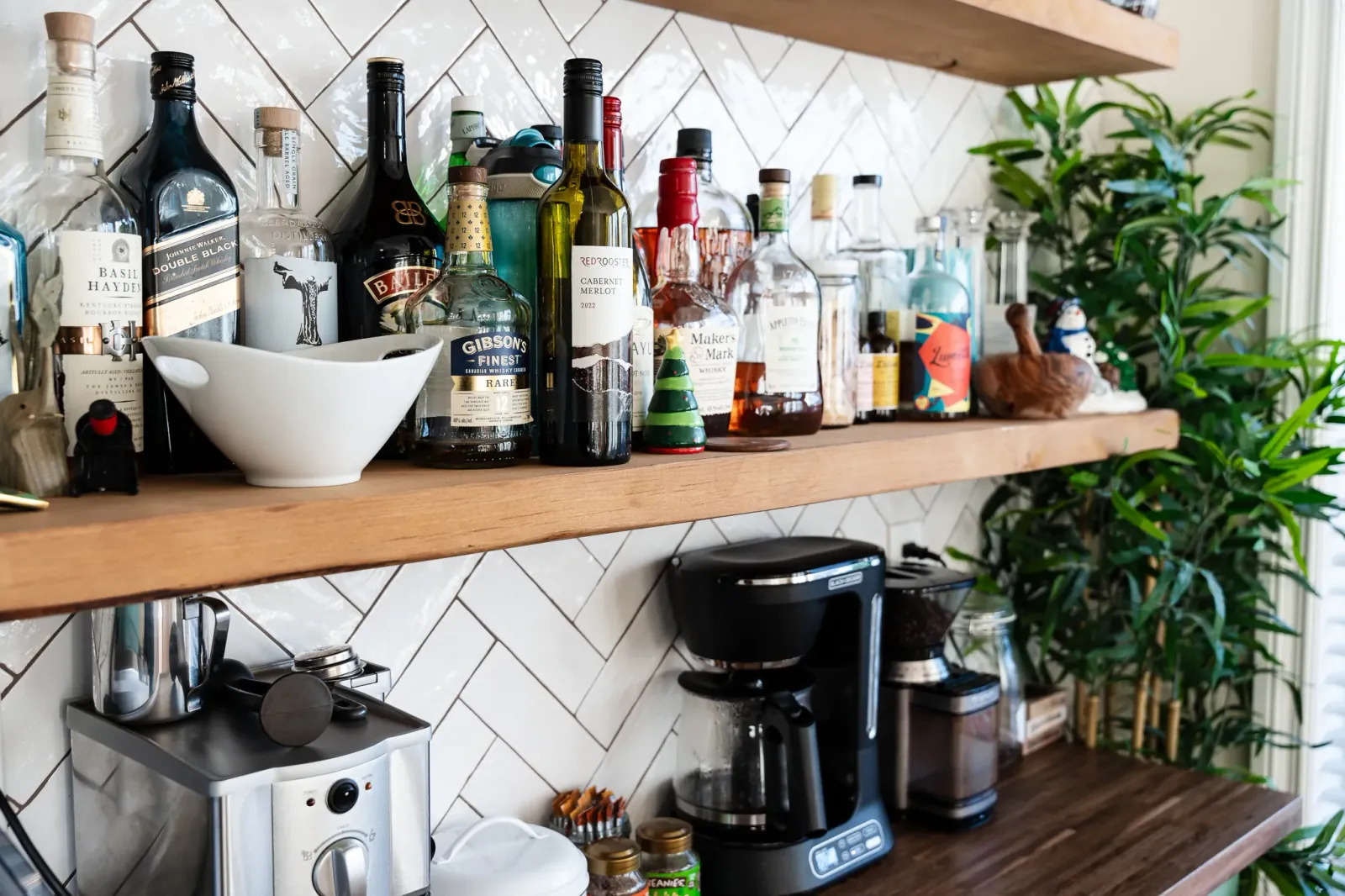 Kitchen details — Everstone Road Kitchen and Dining Renovation
