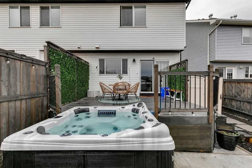 Renovation details — McKenzie Towne Complete Home Renovation