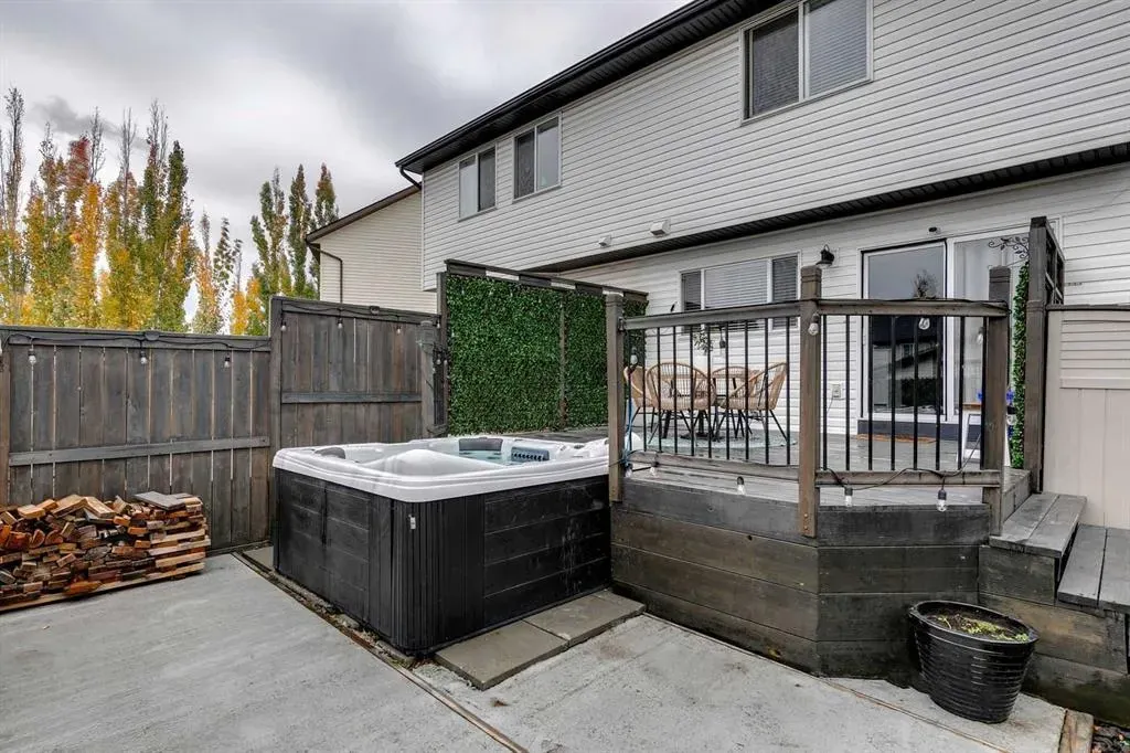 Renovation details — McKenzie Towne Complete Home Renovation