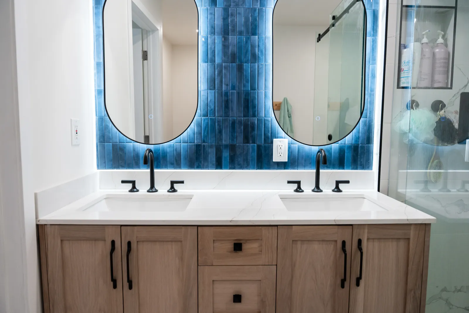 Bathroom details — Parkview Place Kitchen and Bathroom Renovation
