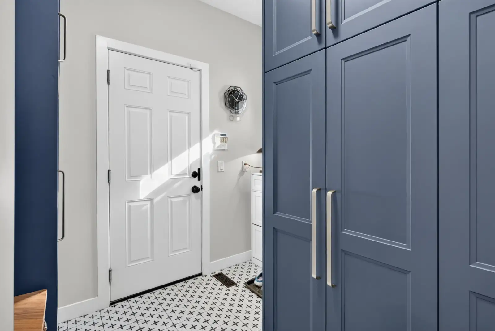 Kitchen details — Valley Ridge Complete Home Renovation